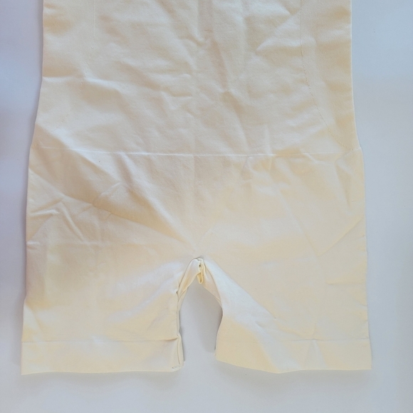 Empetua NUDE Open Bust Shaper Short Size XL NW - Picture 2 of 8